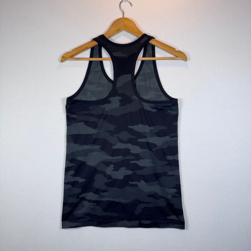 Athleta Speedlight Seamless Camo Racerback Tank Black Gray Medium - Picture 7 of 7